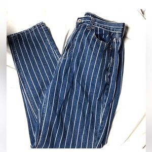 American Eagle Mom Jean size 4